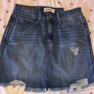NWT Mudd frayed denim mini skirt